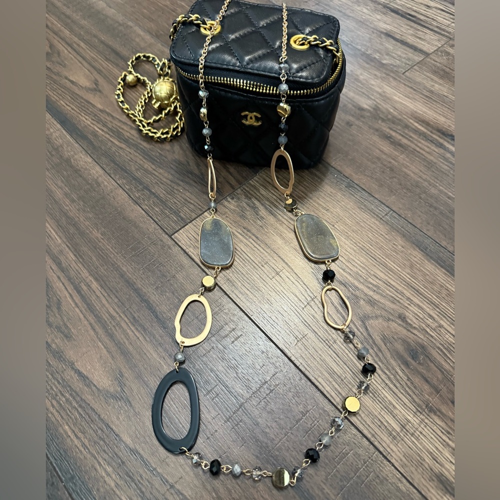 From Paris Gold and Black Oval Necklace